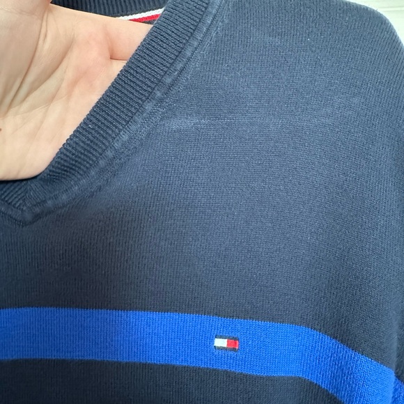 Tommy Hilfiger Striped V-Neck - Picture 3 of 4
